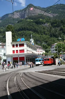 Vitznau, Bahnhofstrasse, former Vitznau-Rigi VRB cogwheel railroad, today Rigi Bahnen AG RB, reception building (07.08.2016)