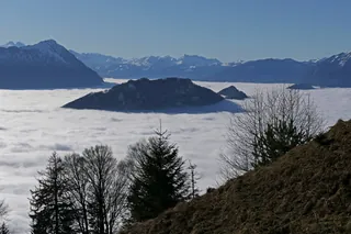 Rigi, sea of fog over Lake Lucerne, an ice age scenario (02.01.2020)