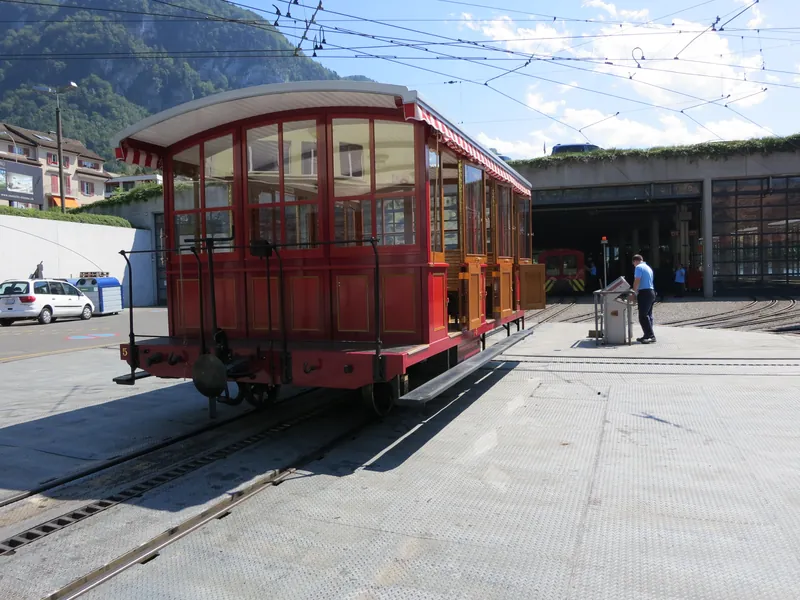 Vitznau Bahnhof02 (2012-08-01)