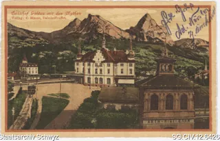 Bahnhof Goldau mit Station Arth-Rigi-Bahn mit den Mythen (1925)
