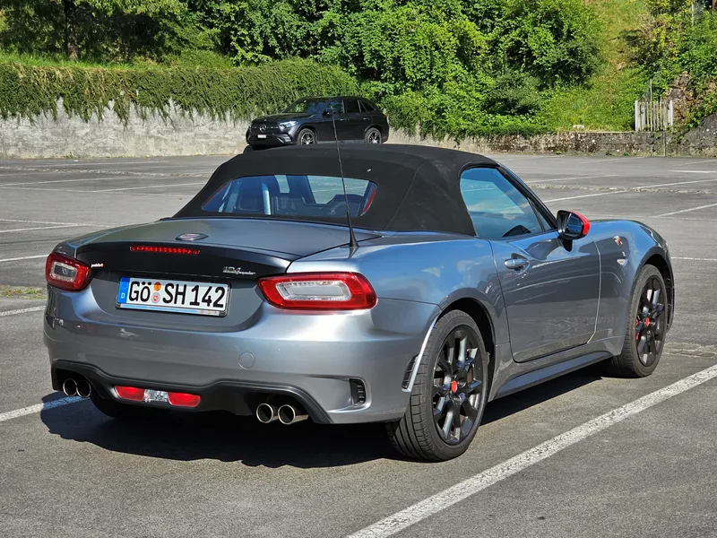 Abarth 124 Spider Type 348 Grigio Argento (4) (2023-06-15 17:36:41)