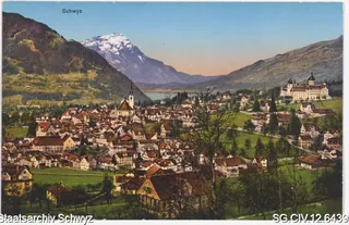 Schwyz mit Kollegium Maria Hilf vor Rigi und Rossberg (1950)