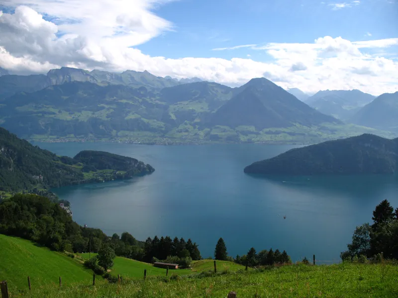 6619 - Vitznau - Vierwaldstättersee (2007-07-29)