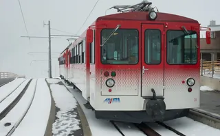 Train of Rigi Bahnen to Vitznau (2010-03-28 14:50:06)