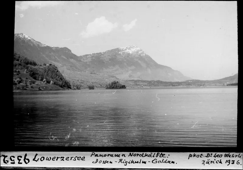 Lowerzersee, Panorama Nordhälfte, Dossen-Rigikulm-Goldau (1936)