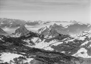 Alpthal, Rigi, Mythen, Central Swiss Alps, view to west-southwest (WSW) (16.01.1967)