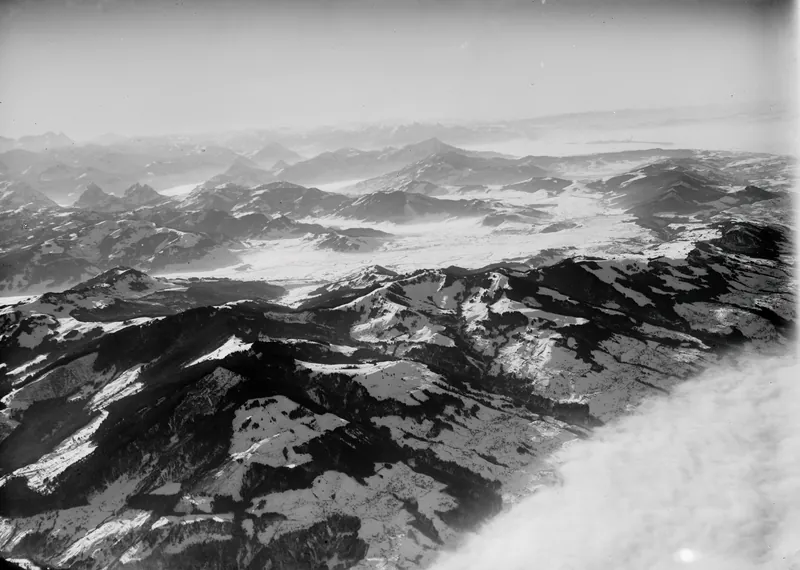 Stöckli cross, overview, Einsiedeln, Rigi, Weissegg from N. O. from 2500 m (1919)