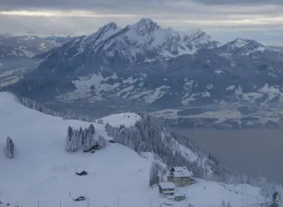 Rigi.Chapel.by.Rigi.Kulm.with.Pilatus.n.outskirts.of.Lucerne.Su.20.Dec.2009 (2009-12-20)