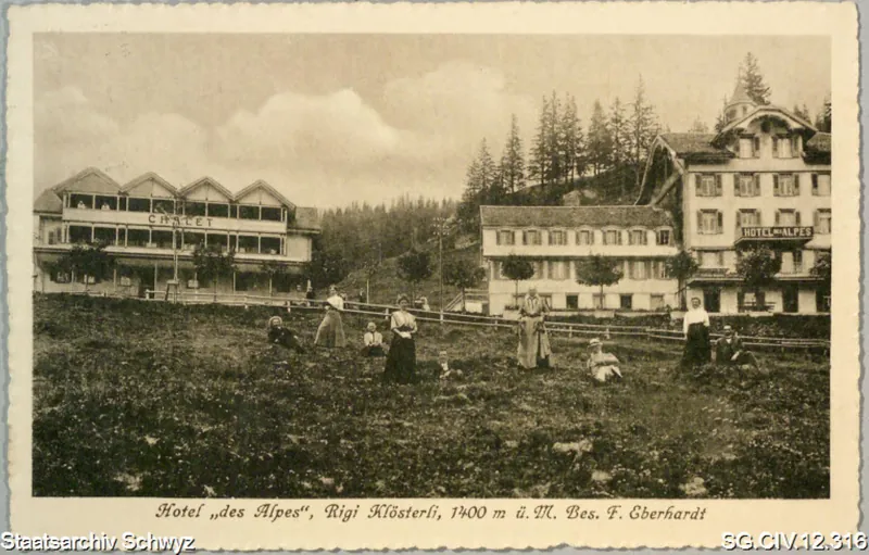 Vor dem Hotel des Alpes, Rigi-Klösterli (1916)