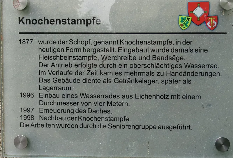 Küssnacht am Rigi, Seebodenstrasse, bone stamping mill with water wheel and pond (10.07.2014)