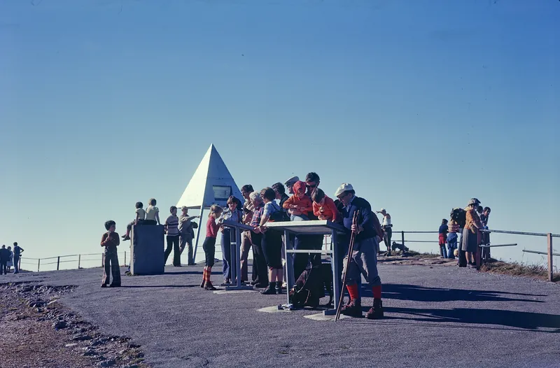 Rigi, Hiking in the Fall (1975)