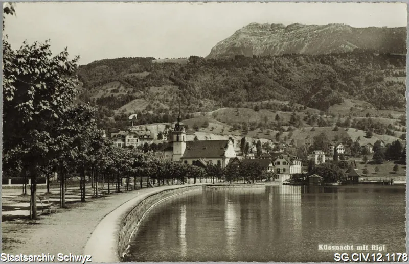 Küssnacht mit Rigi (1945)