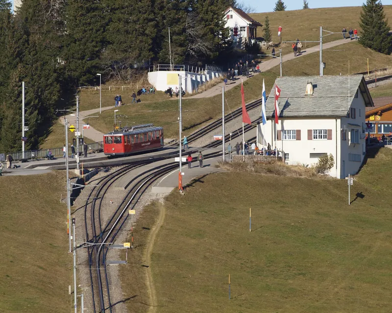 Rigi Staffel B124148 (2011-11-12 14:43:12)