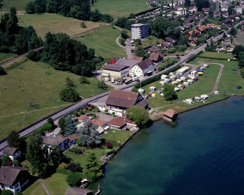 Merlischachen, near Küssnacht am Rigi (17.06.2002)