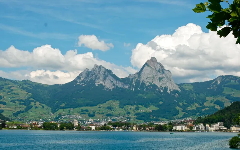 Brunnen - panoramio - Jan Uyttebroeck (Taken on 10 June 2009)