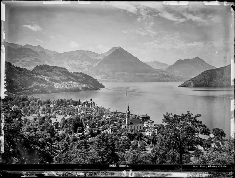 Vitznau, Ortsgesamtansicht (circa 1910)