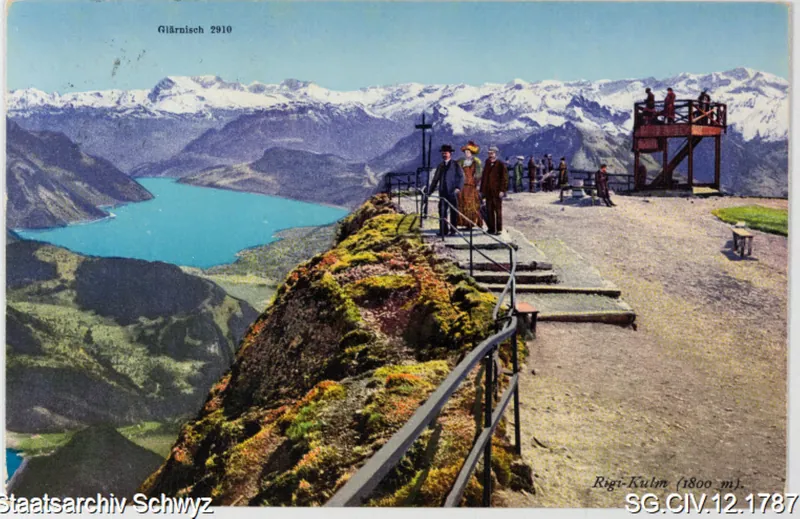 Rigi-Kulm: Die Touristen geniessen das Panorama der Alpen (1920)
