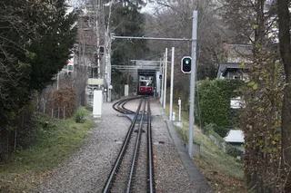 Double track section of Dolderbahn 01 (2012-11-23 14:52:55)