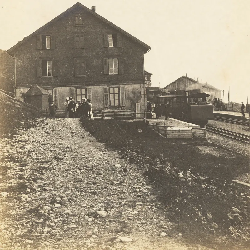 Rigi, Kulm station with coach house (ca. 1905)