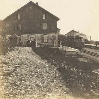 Rigi, Kulm station with coach house (ca. 1905)