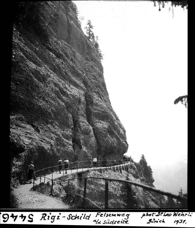Rigi sign, rocky path on the south side (1931)