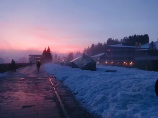 The Hue of Dusk (2017-11-22 16:28:12)