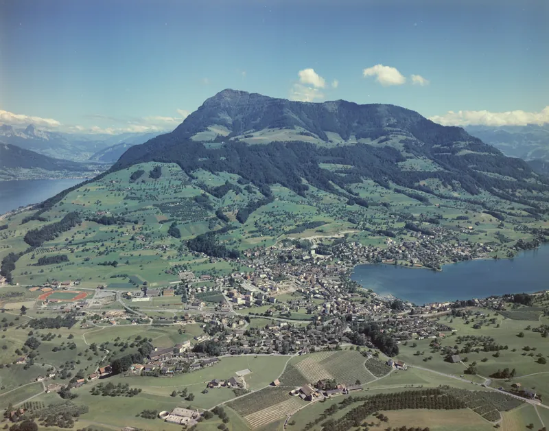 Küssnacht with Rigi (06.07.1988)