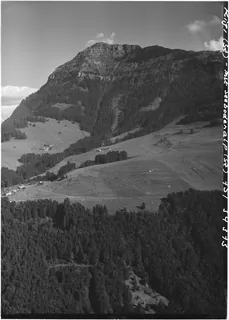 Rigi Massif SZ, overviews and partial views from the direction of Küssnacht am Rigi SZ with Seebodenalp (20.08.1975)