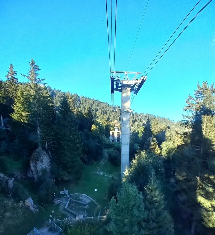 Weggis-ropeway-Rigi Kaltbad-top station-pylon 3-01ASD (2023-10-08)