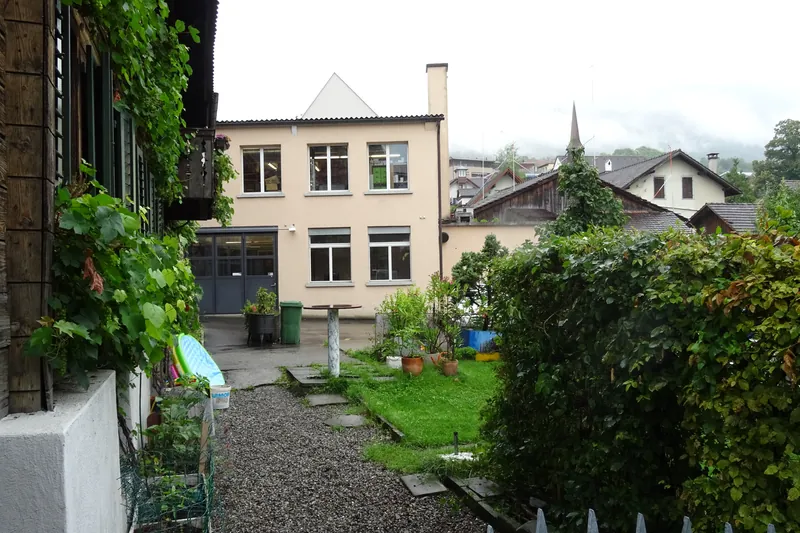 Küssnacht am Rigi, Seebodenstrasse, Räber Leder AG (10.07.2014)