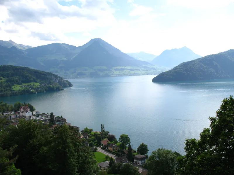 6615 - Vitznau - Vierwaldstättersee (2007-07-29)