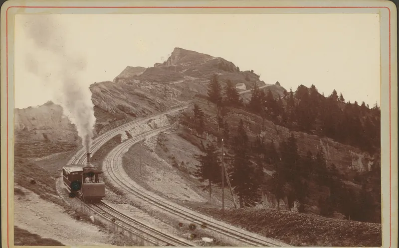 Rigi. Zug vom Staffel, starker Rauch (1886)