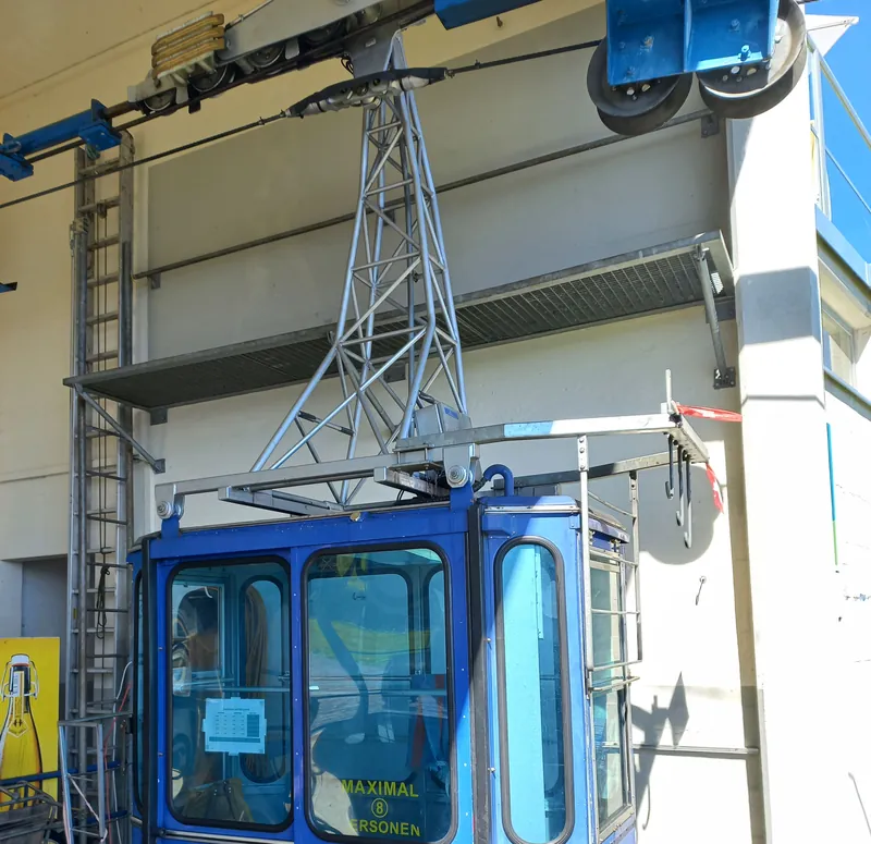 Rigi Burggeist-cableway-Obergschwend-top station-07ASD (2023-09-04)