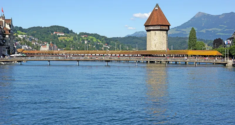 Switzerland-03308 - Chapel Bridge (23734054922) (Taken on 24 June 2015, 12:51)