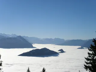 Nebelmeer, Rigi - panoramio (Taken on 12 December 2004)