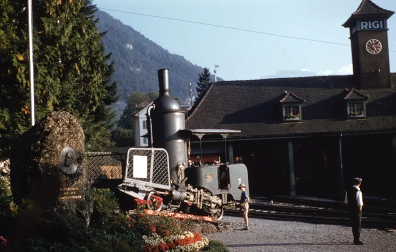 Railway old loco 1958 (33009878792) (2017-02-28 02:54)