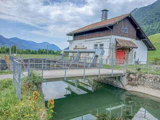 Husmattsteg über die Seeweren, Brunnen SZ 20260725-jag9889 (2026-07-25 13:00:22)