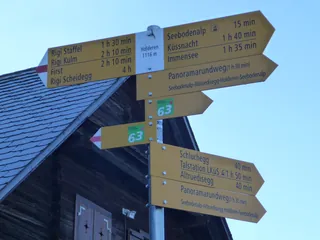 Wanderwegweiser Holderen 1116 (2016-12-04 14:02:44)