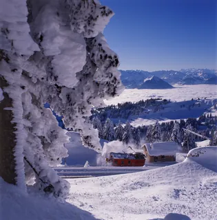Rigi, Viznau Rigi Railway (VRB) in Winter (1975)
