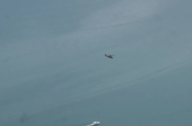 Lake Lucerne-ship-helicopter (swiss army)-01ASD (2023-09-03)