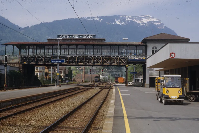 Arth-Goldau, train station, valley station of the Arth-Rigi cable car (unbekannt)