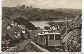 Rigi-Staffel mit Rigi-Bahn und Pilatus (keine Angabe)