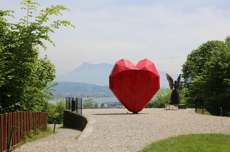 Heart of hope by Vasily Klyukin (2023-05-21 13:20:22)