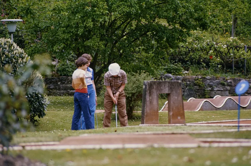 Rigi-Kaltbad, mini-golf course [blurry photo] (ca. 1976)