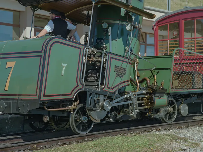 Canton SZ, Arth, Rigi Kulm, steam festival on September 30, 1996, motor and driving trailer Bdeh 4/4 15, steam locomotive No. 7 (1st steam locomotive of the SLM) VRB He 2/2 18, VRB Bdeh 4/4 22 with Bt 32 (30.09.1996)