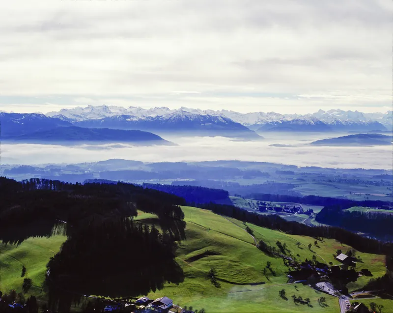 Hedingen, Rigi, Föhn atmosphere (23.11.2002)