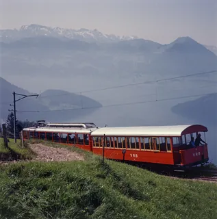 Below the Freibergen station, Vitznau-Rigi Railway (VRB): Bhe 2/4 railcar with VRB 16 trailer car (ca. 1975)