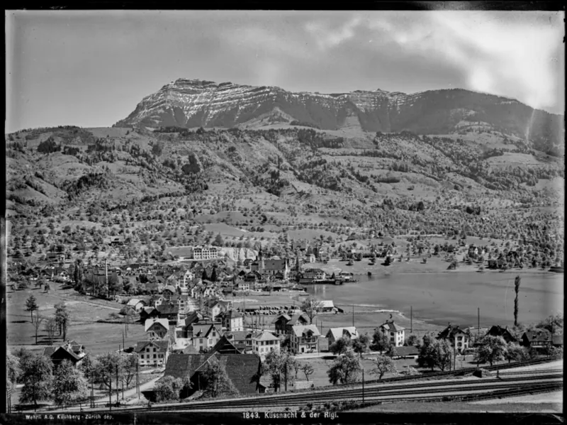 Küssnacht am Rigi , Ortsgesamtansicht (1906)