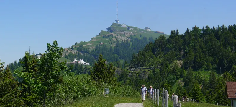Blick von Rigi Staffel Richtung Rigi Kulm