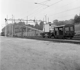 Fahrleitungsjochauswechslung in Küssnacht am Rigi (25.10.1951)
